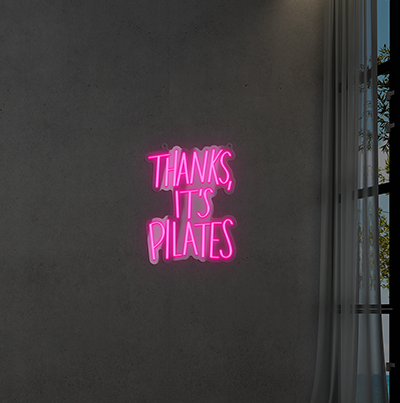 Napis LED THANKS IT'S PILATES